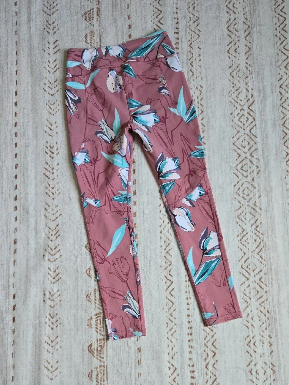 CALIA by Carrie Underwood Dusty Rose Active Top with Teal Floral Accents